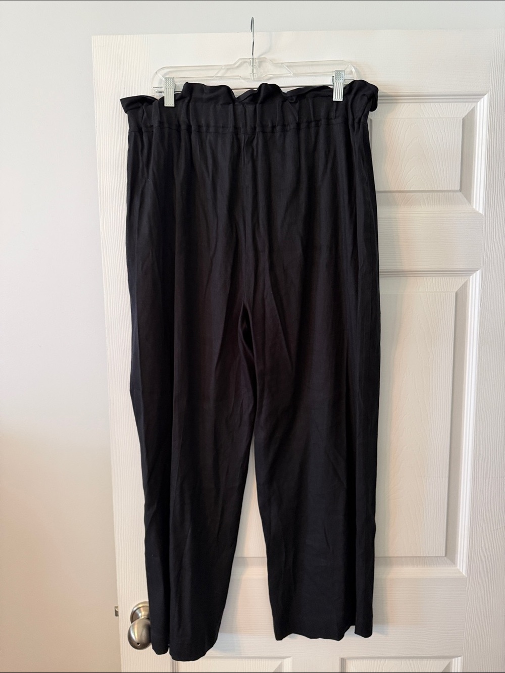 Gianni Bini Black Paperbag Waist Chinos size XL inseam 26” waist 36” elastic - Picture 3 of 8